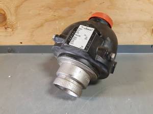 lot 604 image: NEW Victaulic 2-12 Groove Type Check Valve