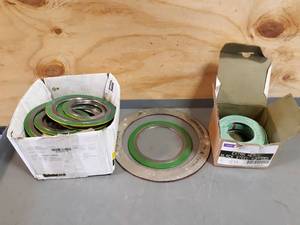 lot 611 image: Lot of 8 to 2-12 Flange Style Gaskets