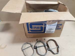 lot 625 image: NEW Lot of 49 3 Pipe Clevises