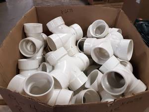 lot 650 image: Huge Box of 47 4 & 3 DWV PVC Pipe Fittings - Wyes, Crosses & Double Wyes