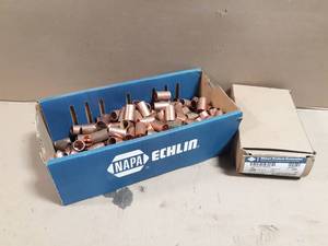 lot 674 image: Box of (280) 12 Copper Pipe Couplings