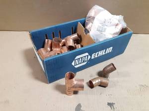lot 681 image: Box of (33) 34 Copper 45° Elbows & (10) 34 x 34 x 1 Copper Reducing Tees