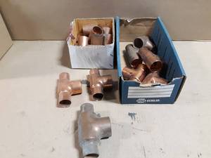lot 683 image: Box of (15) 1-14 Copper Couplers, (5) 1-14 x 1-14 x 1 Copper Tees, (2) 1-14 x 1 x 1 Copper Tees & (1) 1-12 x 1 x 1 Copper Tee