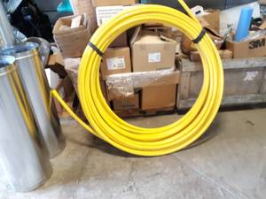 lot 765 image: 160 Feet 34 IPS Yellow Gas Pipe - DriscoPlex