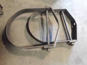 lot 780 image: Lot of (2) 16 Steel Pipe Hangers  Clevises