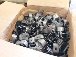 lot 785 image: Large Box Lot of (101) 1 IP Pipe Clevises  Hangers