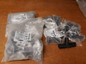 lot 813 image: (30) Uponor ProPex EP Reducing Tee Fittings 1-14 x 1 x 1 & 1-14 x 1-14 x 1