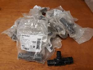lot 814 image: (20) Uponor ProPex EP Reducing Tee Fittings 1-14 x 1 x 34