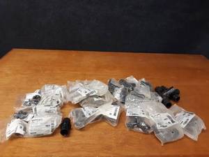 lot 815 image: (27) Uponor ProPex EP Assorted 1-14 Fittings