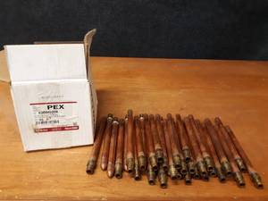 lot 825 image: (48) Sioux Chief PEX   Copper Straight Stub Out
