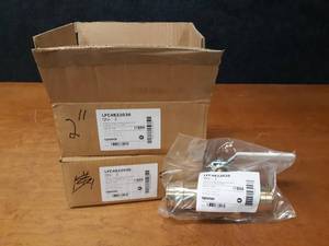 lot 836 image: Lot of (4) Uponor ProPex Brass Ball Valves 2