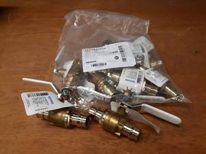 lot 851 image: Lot of (12) Uponor ProPex 34 Brass PEX Ball Valve