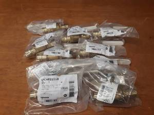 lot 924 image: Lot of (10) Uponor ProPex 1 Brass PEX Ball Valve