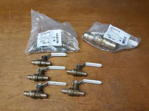 lot 936 image: Lot of (9) Uponor ProPex 12 & 1-12 Brass PEX Ball Valve