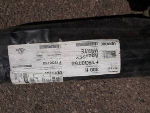 lot 941 image: Lot of 300 34 Uponor AquaPex Tubing