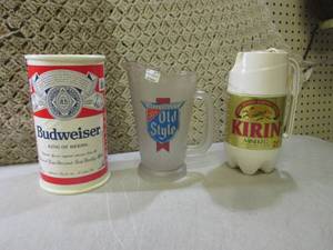 (BS) Vintage Budweiser Coin Bank, P...