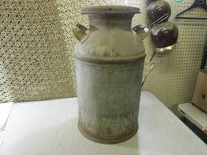 (CSB) Vintage Milk Can with Lid 24...