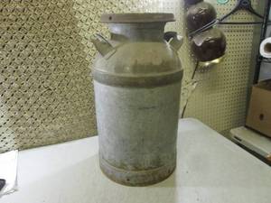 (BS) Vintage Milk Can with Lid 24 ...