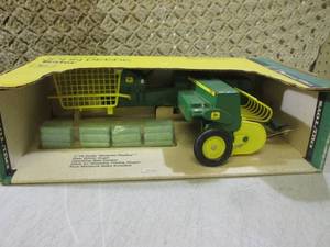 (BSB) Vintage Ertl Toys John Deere ...