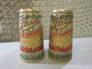(BS) 2 Vintage Strohs Fire Brewed ...
