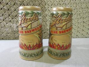 (BS) 2 Vintage Strohs Fire Brewed ...