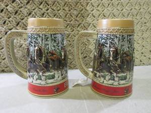 (BS) 2 Vintage Budweiser Beer Colle...