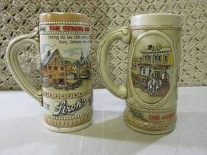 (BS) 2 Vintage Strohs Beer Collect...