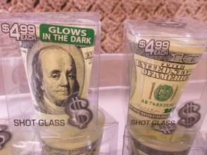 (BS) Lot of 12 Glow In The Dark $10...