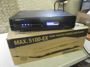 (EW4) Panamax M5100-EX Home Theater...