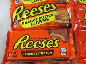 (B-1) 20 Reeses Peanut Butter Cups ...