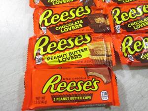 (B-3) 20 Reeses Peanut Butter Cups ...
