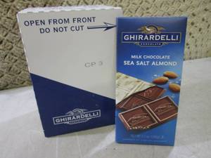 (B-3) 12 Large Milk Chocolate Sea S...