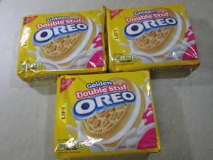 (B-1) 3 Packs of Golden Double Stuf...