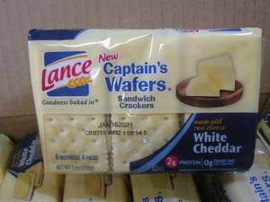 (C-3) Case of Captains Wafers Snadw...