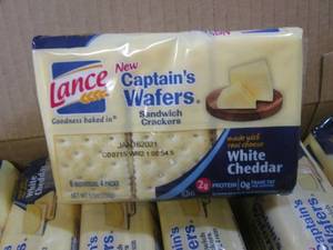 (C-3) Case of Captains Wafers Snadw...