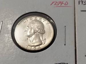 lot 70 image: 4 AU-UNC SILVER WASHINGTON QUARTERS AS PICTURED