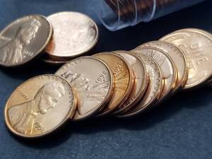 lot 77 image: BU ROLL OF 1958-D US WHEAT CENTS (50 COINS)