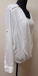 lot 8 image: New Calvin Klein Blouse