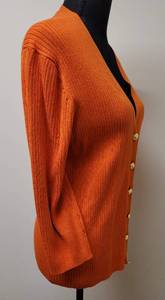 lot 15 image: New Anne Klein Cardigan