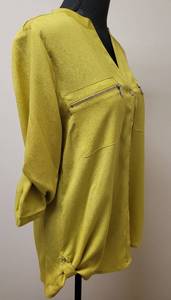 lot 35 image: New Calvin Klein Blouse