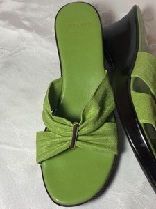 lot 88 image: Lime Shoe Set