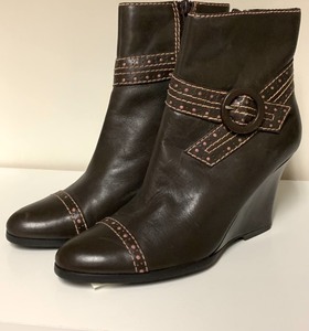 lot 103 image: Ankle Zip-Up Boots by Indeed with Wedge Heel