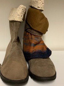 lot 118 image: Muk Luks Boots w Knit Accent (NEW)