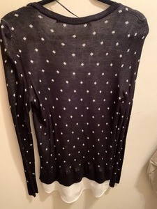 lot 137 image: Long Sleeve Light Weight Sweater b Kensie (NEW)