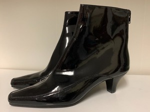 lot 154 image: Aerosoles Zip Up Ankle Boots