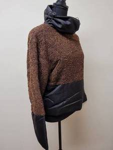 lot 271 image: Distinctive Ann Nonza KnitNylon Turtleneck Pullover