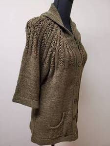 lot 293 image: Unique New Merchant Hooded Sweater