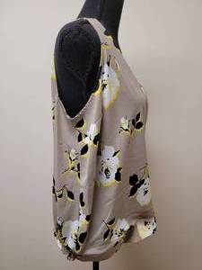 lot 360 image: New Larry Levine Sleeveless Top