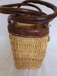 lot 385 image: Eclectic Purse Collection