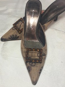 lot 167 image: Unique A. Marinelli  Slip-on Pumps & Coach Casual Flats